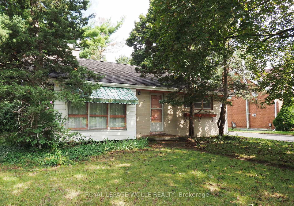 12-oakwood-avenue-kitchener-ontario-x13739230