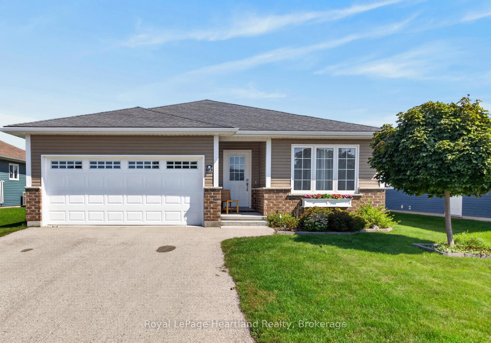 12-windward-way-n-ashfield-colborne-wawanosh-ontario-x13739264