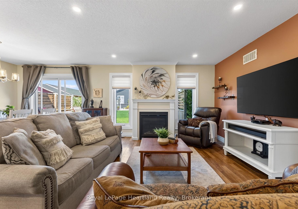 12-windward-way-n-ashfield-colborne-wawanosh-ontario-x13739264
