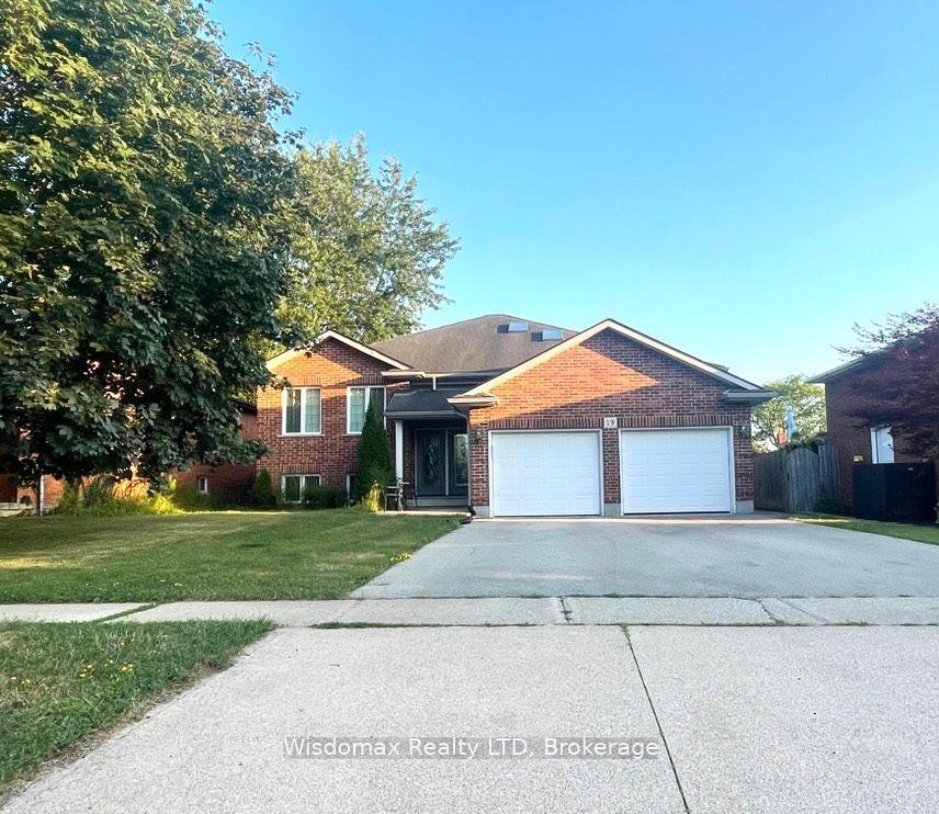 19-chapel-hill-crescent-welland-ontario-x13739316