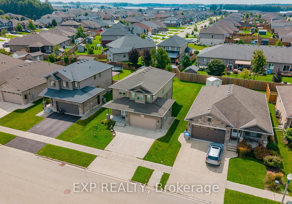 300-hutton-street-e-north-perth-ontario-x13739472