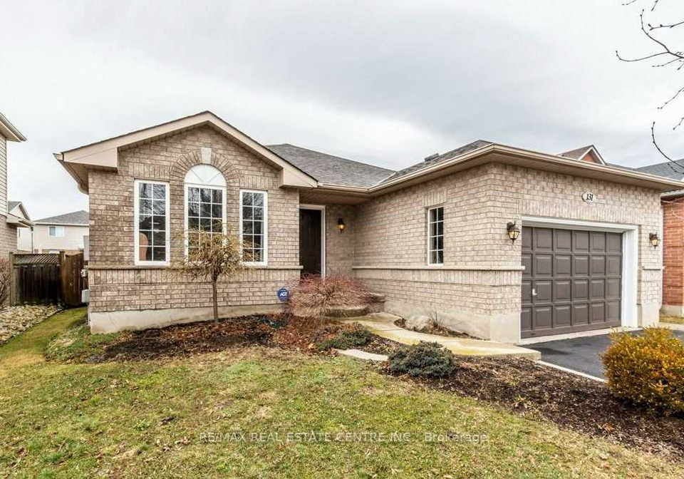 131-mcnichol-drive-cambridge-ontario-x13739516