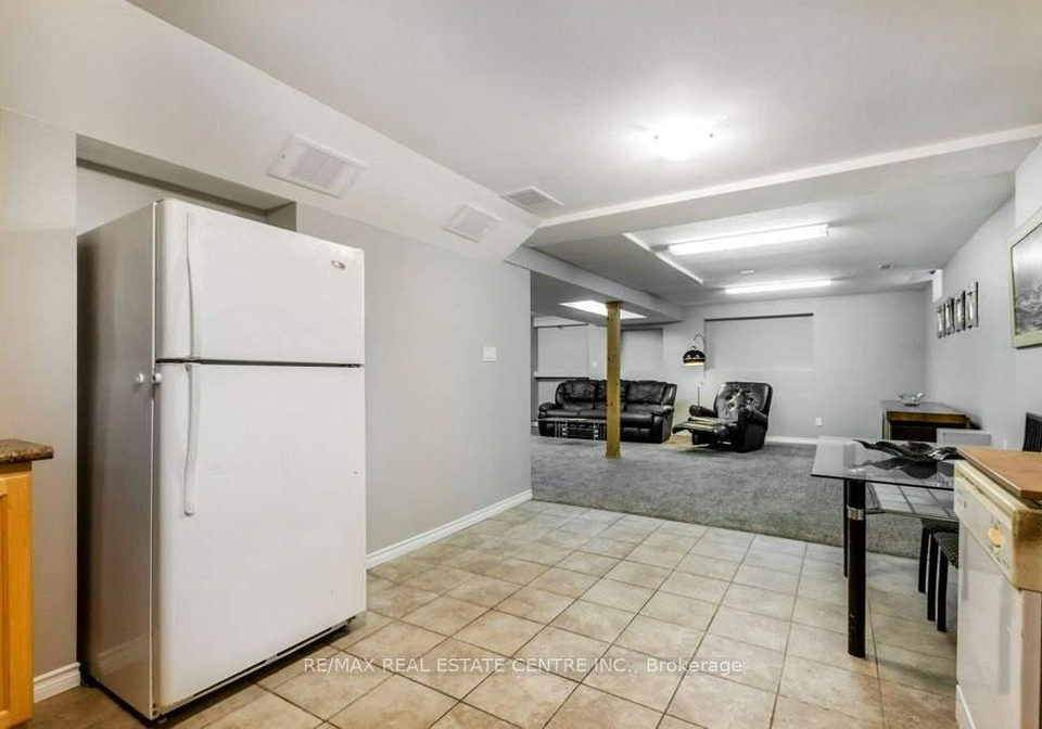 131-mcnichol-drive-cambridge-ontario-x13739516