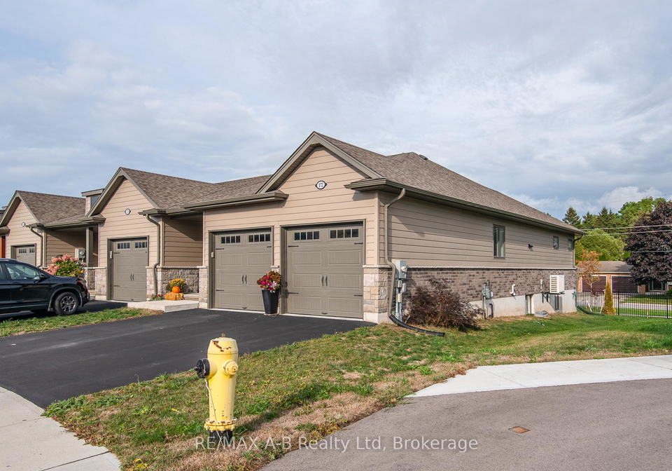 172-hooper-street-st-marys-ontario-x13739608