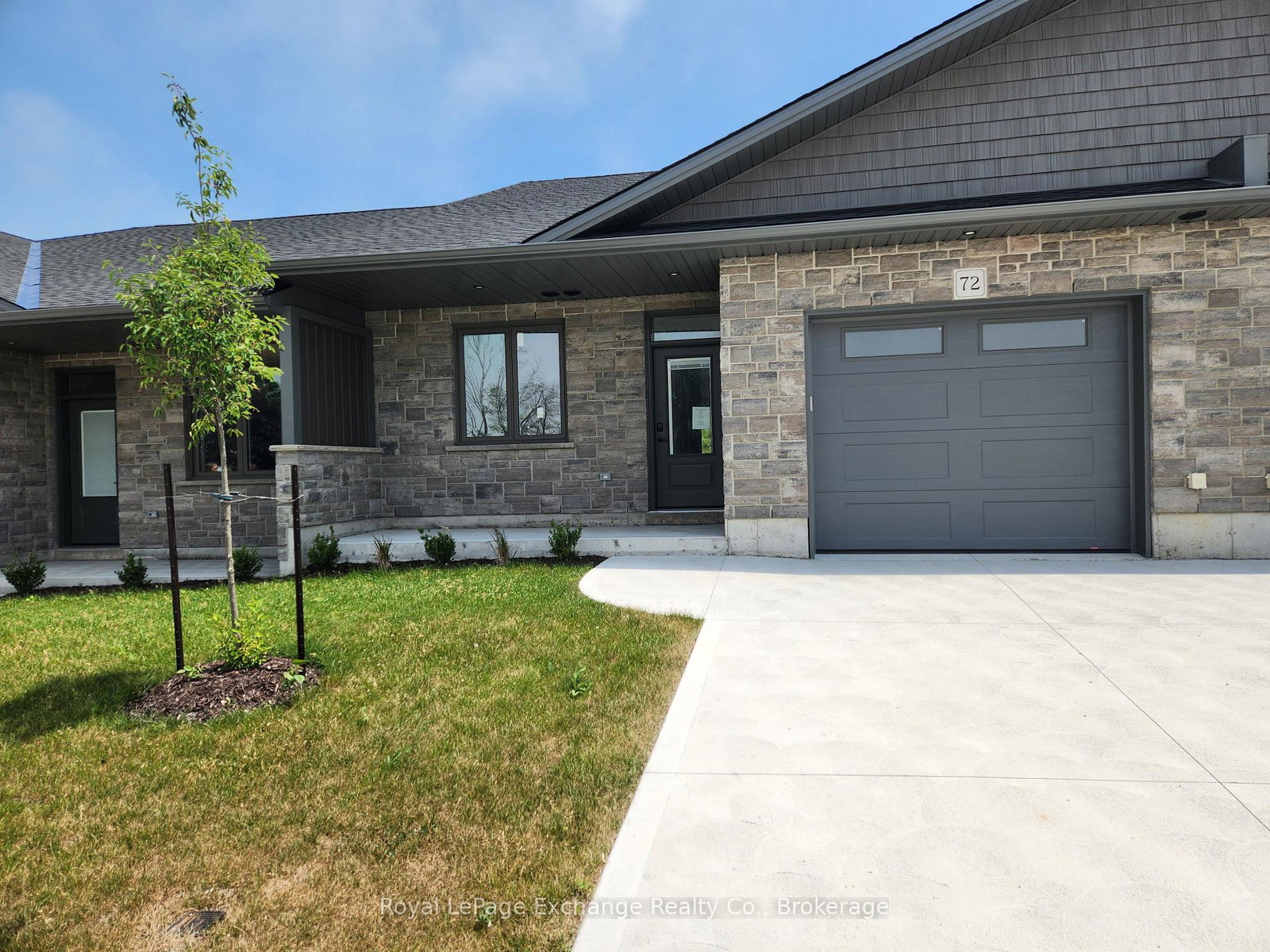 12-mercedes-crescent-kincardine-ontario-x13739718