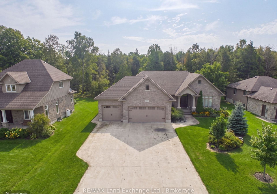 192-birchwood-avenue-kincardine-ontario-x13739798