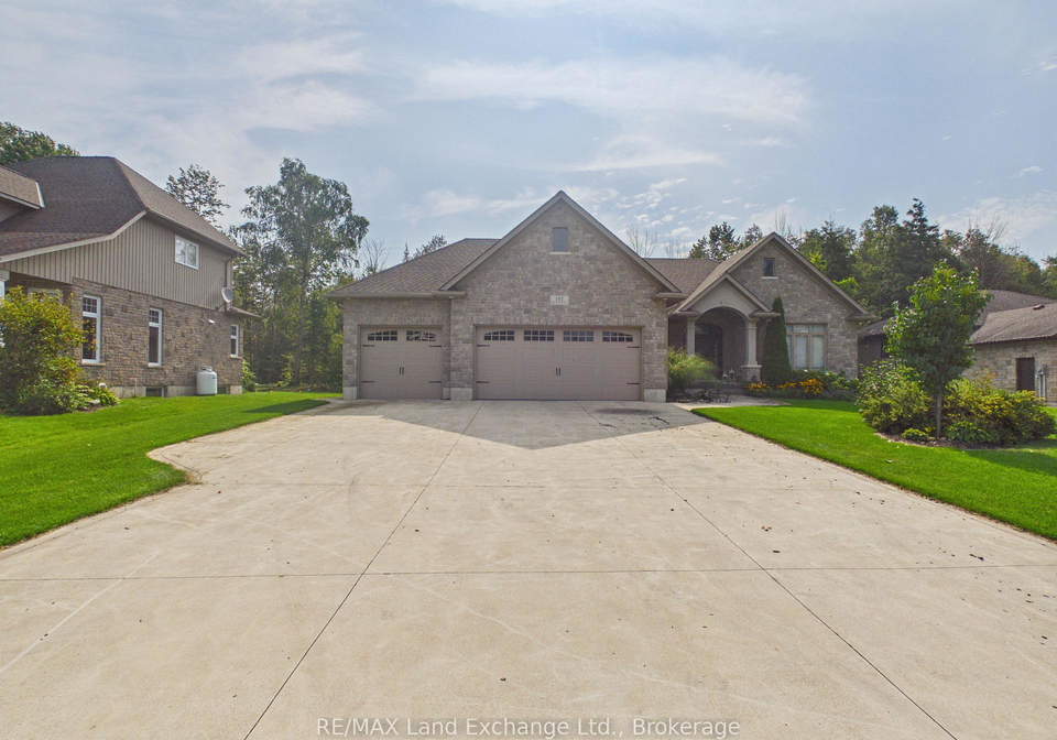 192-birchwood-avenue-kincardine-ontario-x13739798
