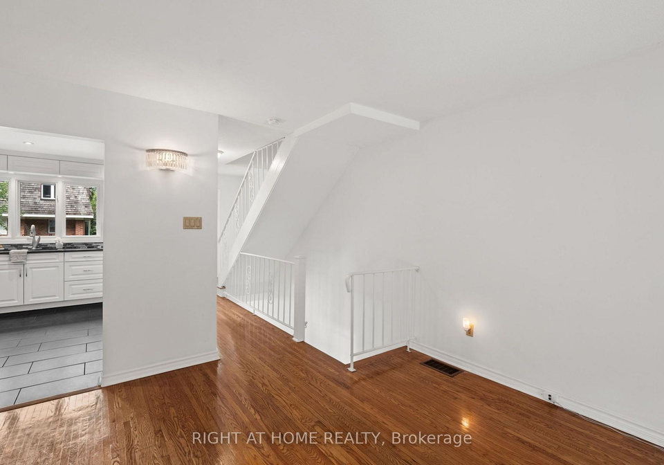 9-marco-lane-ottawa-ontario-x13739872