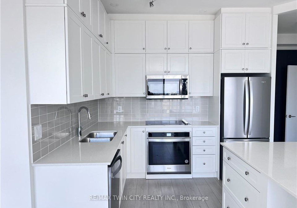 55-duke-street-kitchener-ontario-x13740138