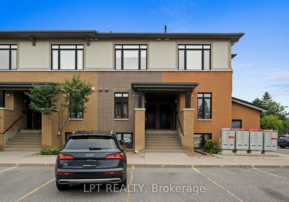 21-bergeron-private-ottawa-ontario-x13740180