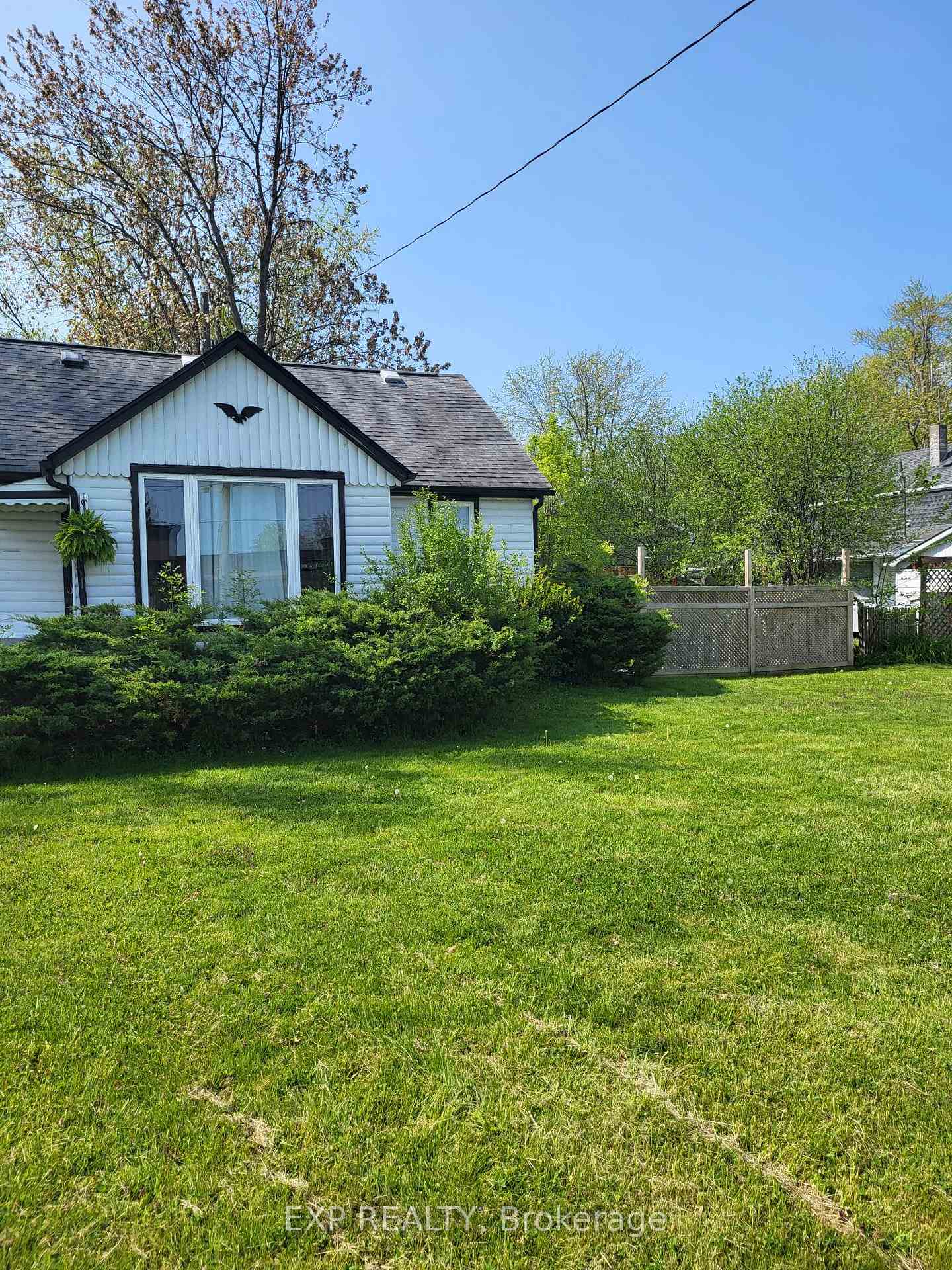 1317-dominion-road-fort-erie-ontario-x13740488