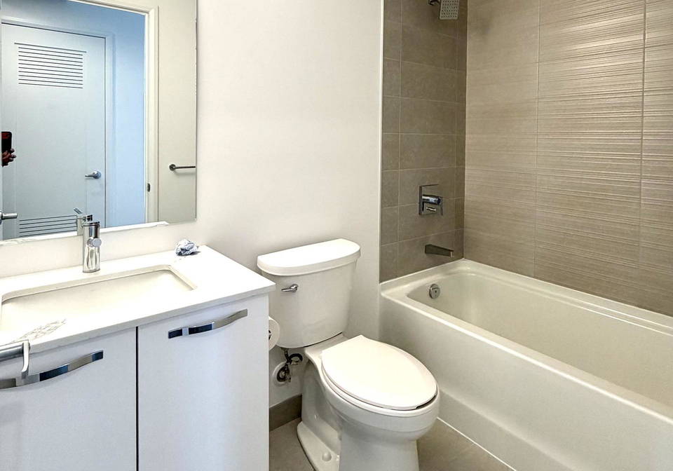 75-james-street-hamilton-ontario-x13740736