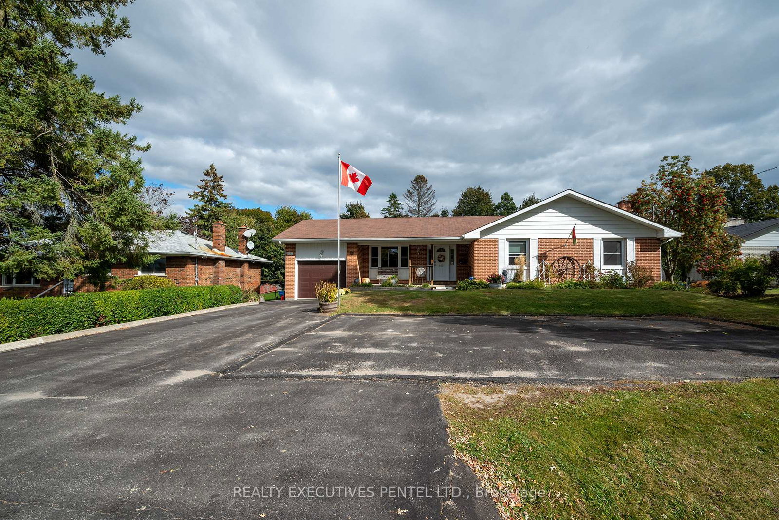 2-catherine-street-hamilton-township-ontario-x13740742