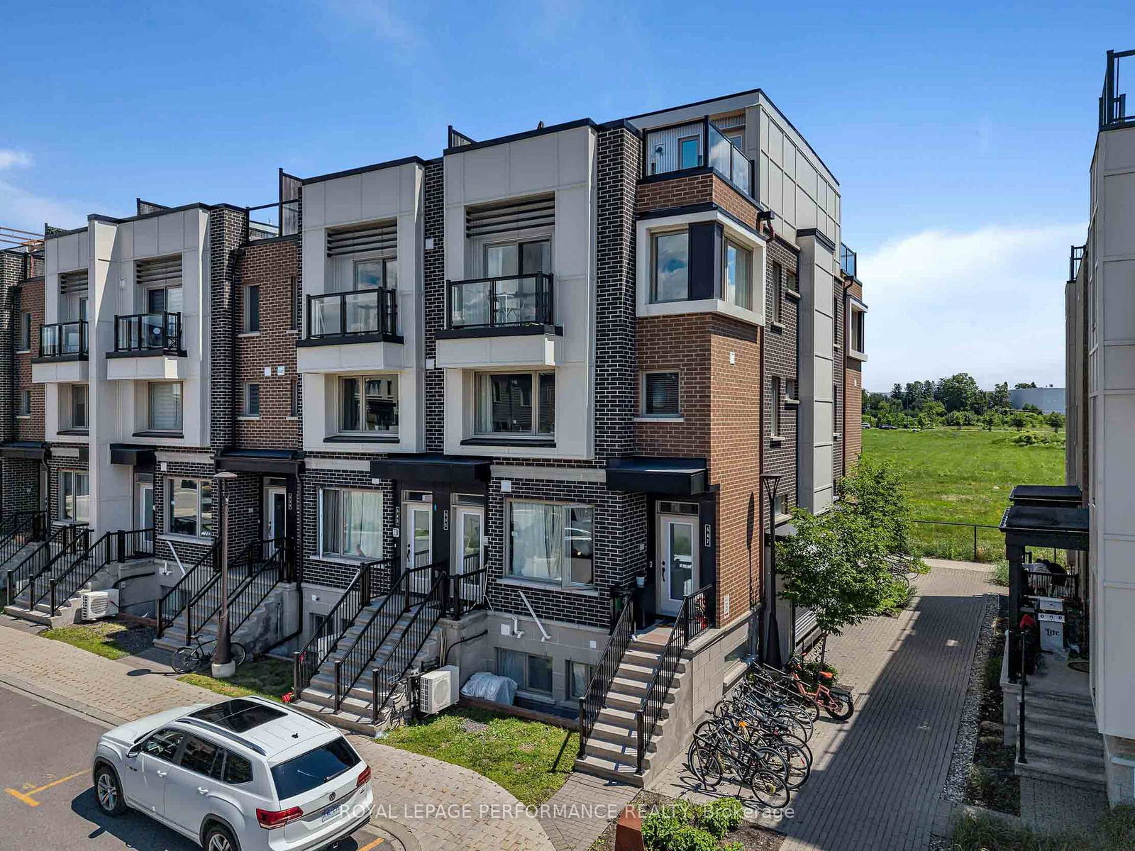 547-ozawa-private-ottawa-ontario-x13740852