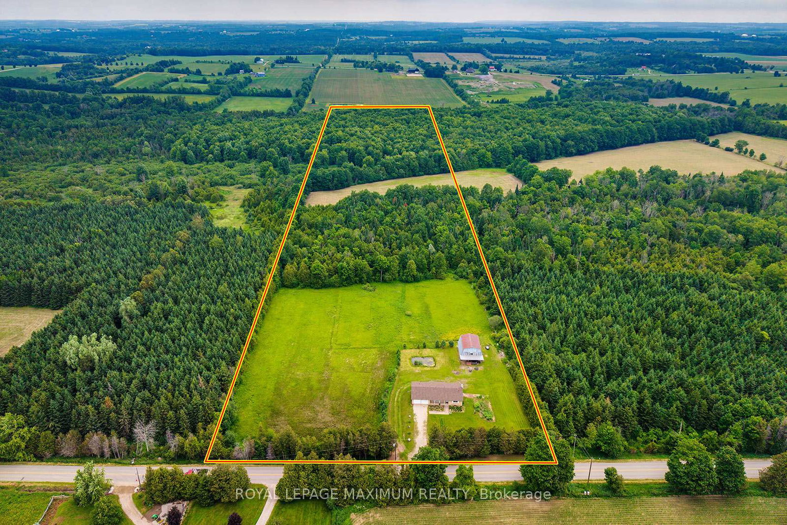 5575-7-line-guelpheramosa-ontario-x13740890