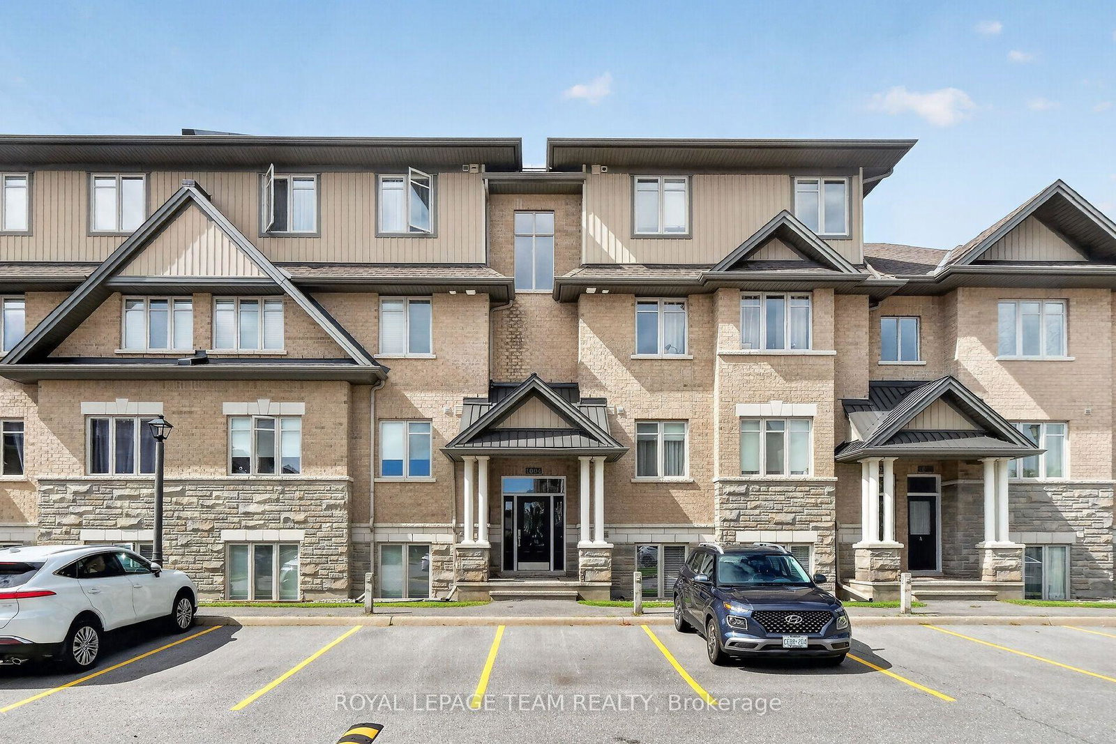 1004-beryl-private-ottawa-ontario-x13740902