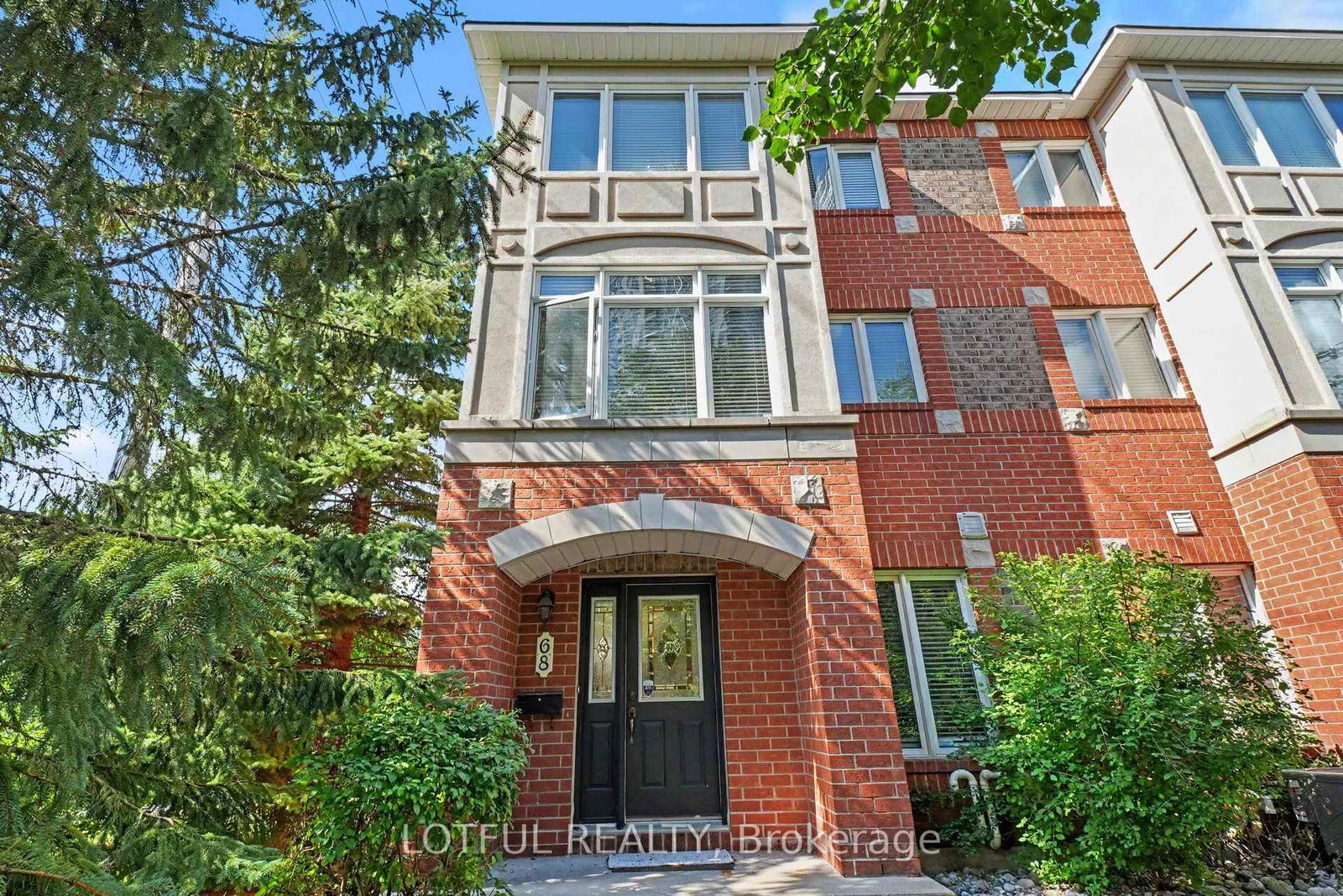 68-metropole-private-ottawa-ontario-x13741052