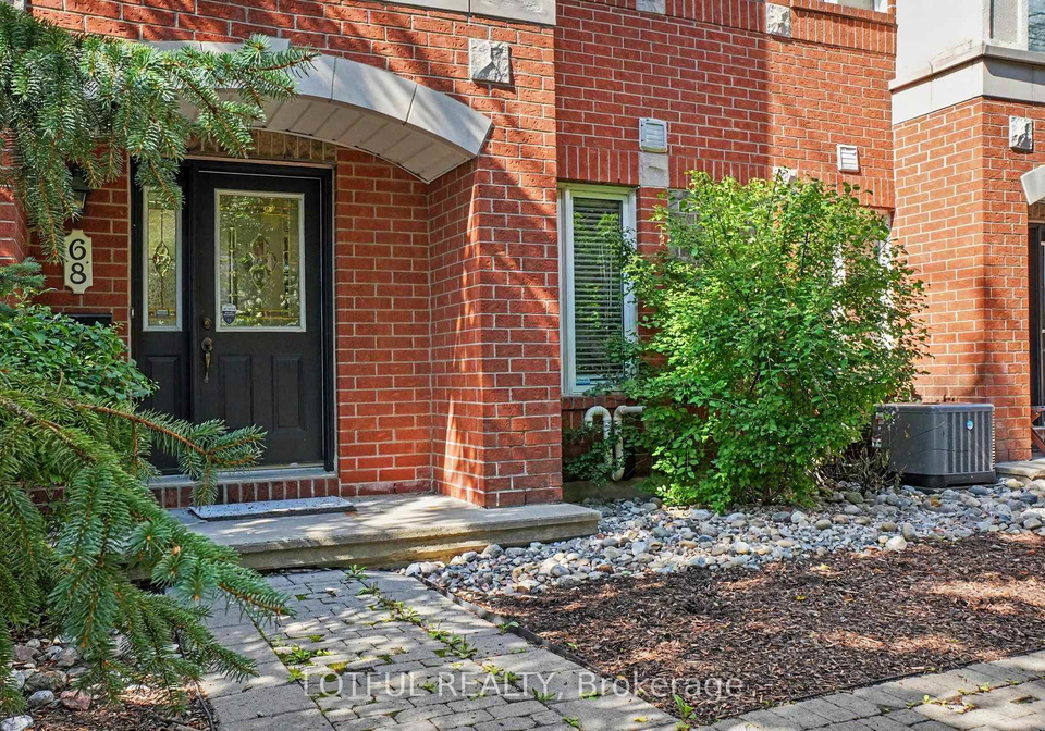 68-metropole-private-ottawa-ontario-x13741052