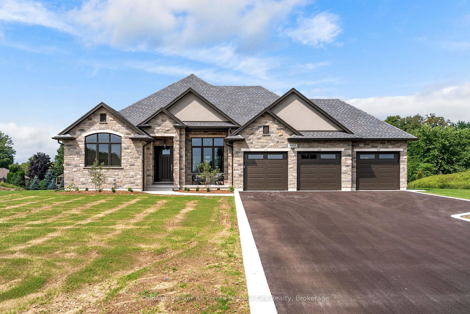 81289-fern-drive-ashfield-colborne-wawanosh-ontario-x13741096