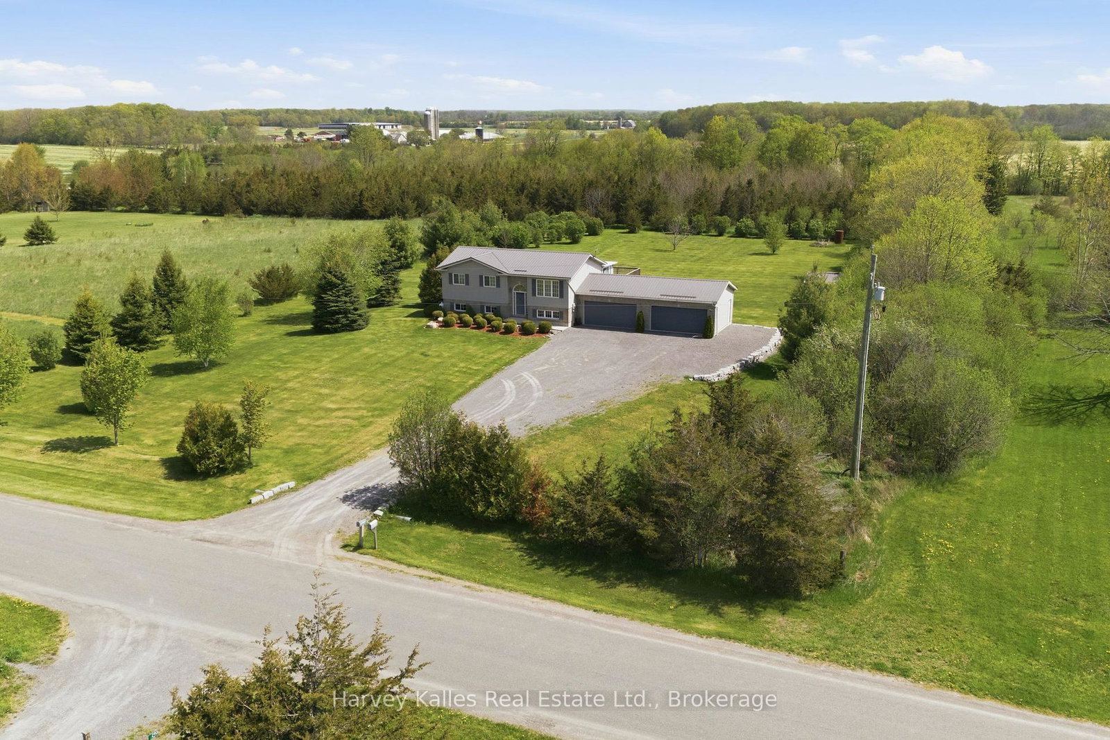 289-kings-road-prince-edward-county-ontario-x13741266