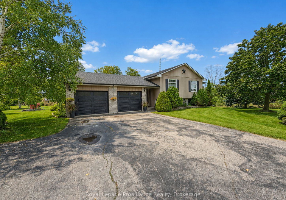 661-flying-club-road-quinte-west-ontario-x13741520