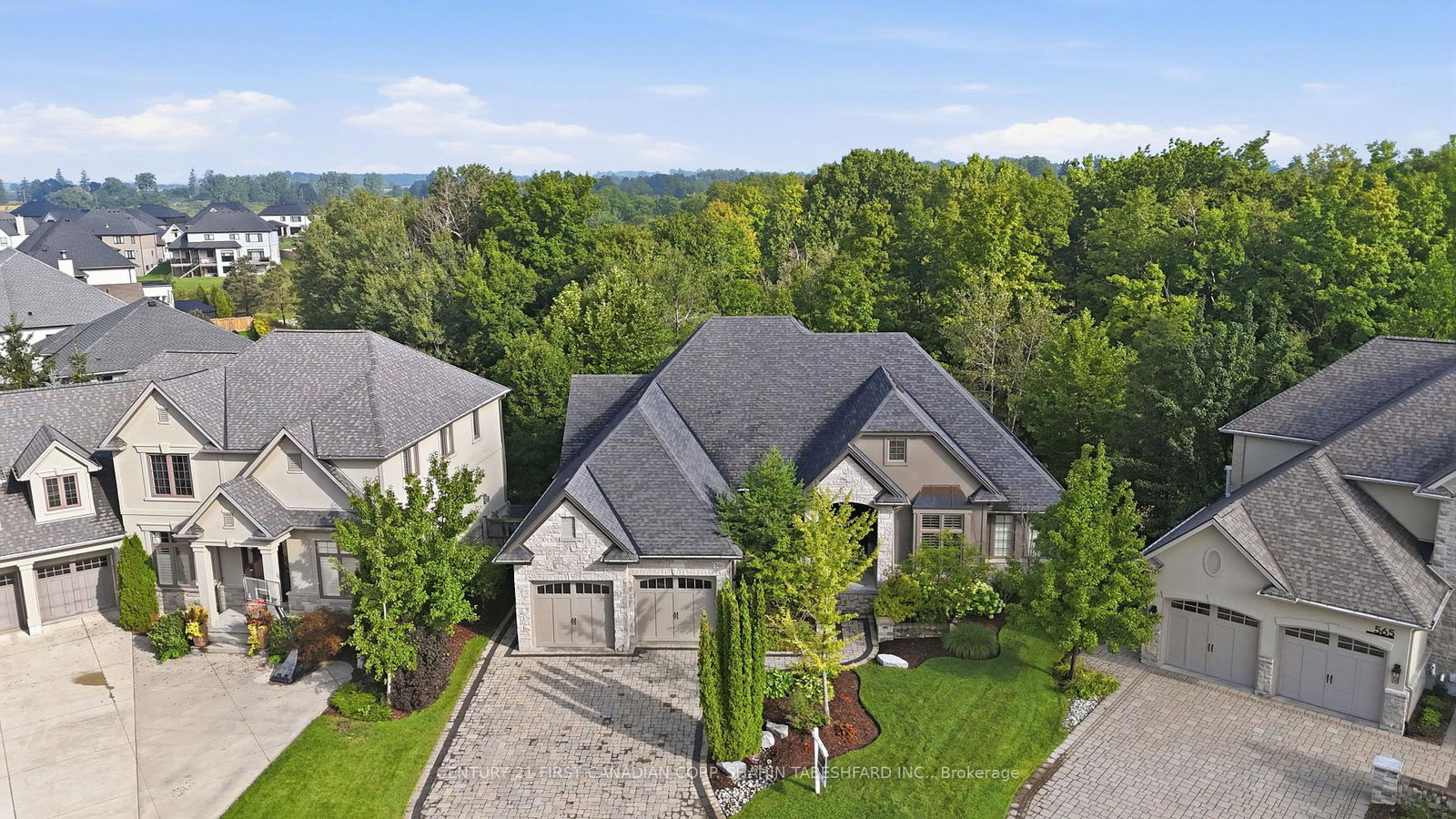 561-eagletrace-drive-london-north-ontario-x13741626