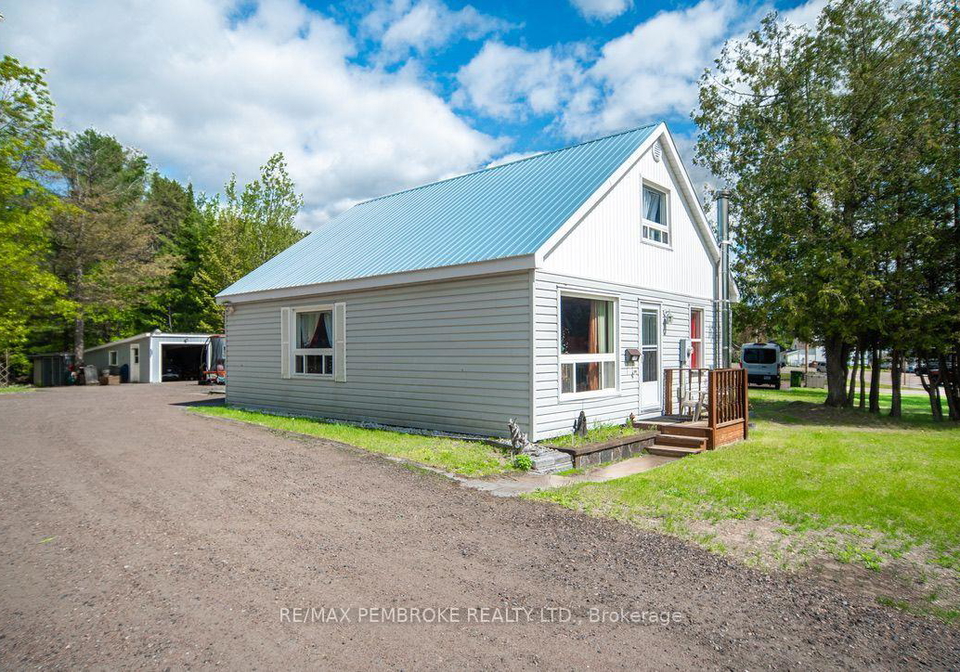 2185-petawawa-boulevard-petawawa-ontario-x13742146