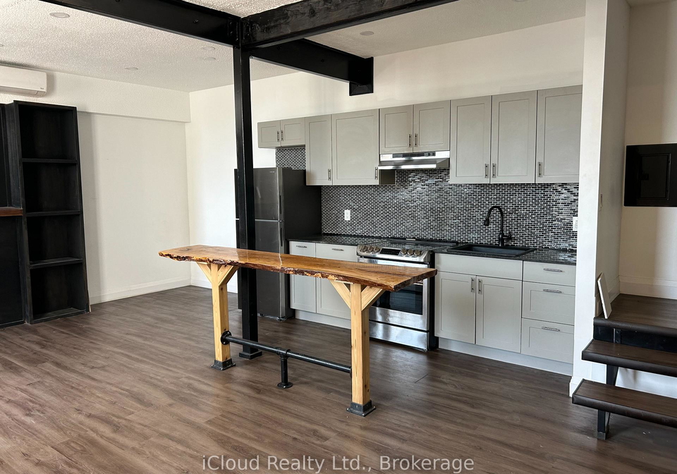 7-foundry-street-hamilton-ontario-x13742418