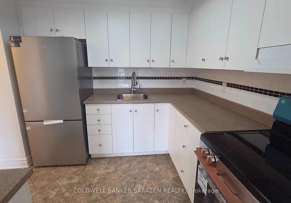 1100-ambleside-drive-ottawa-ontario-x13742732