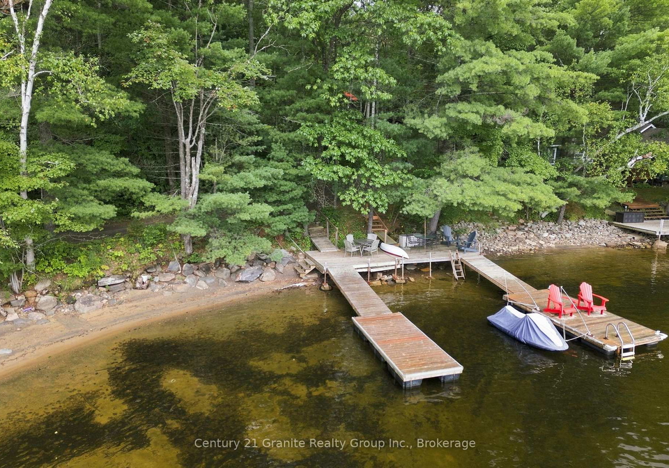 1131-kanawa-lane-algonquin-highlands-ontario-x13742758