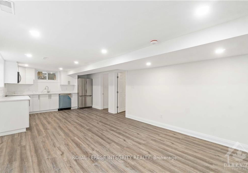 25-newhaven-street-ottawa-ontario-x13743024
