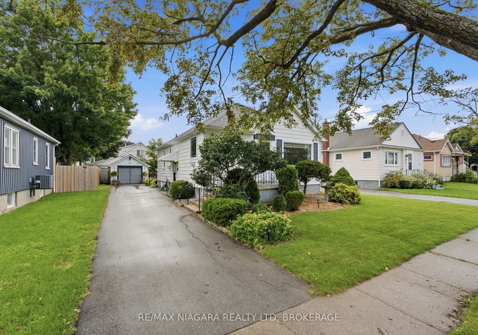 222-neff-street-port-colborne-ontario-x13743356
