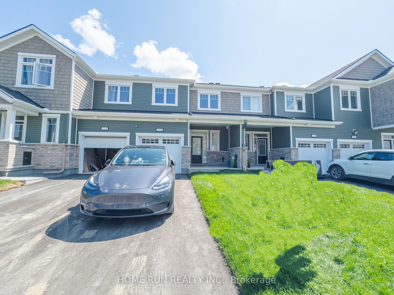 710-quilter-row-ottawa-ontario-x13743562
