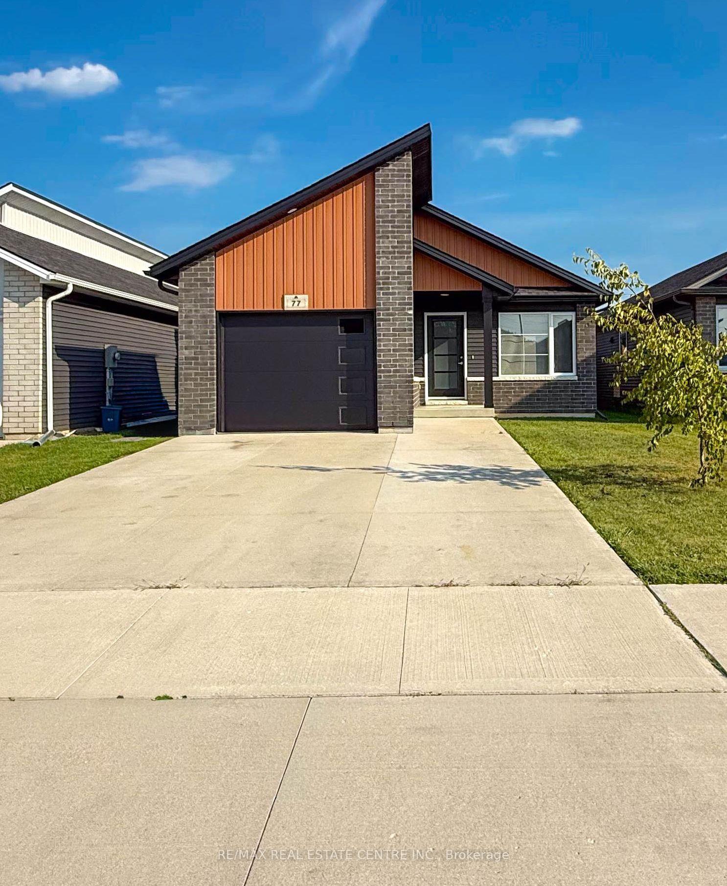 77-moonstone-crescent-chatham-kent-ontario-x13743648