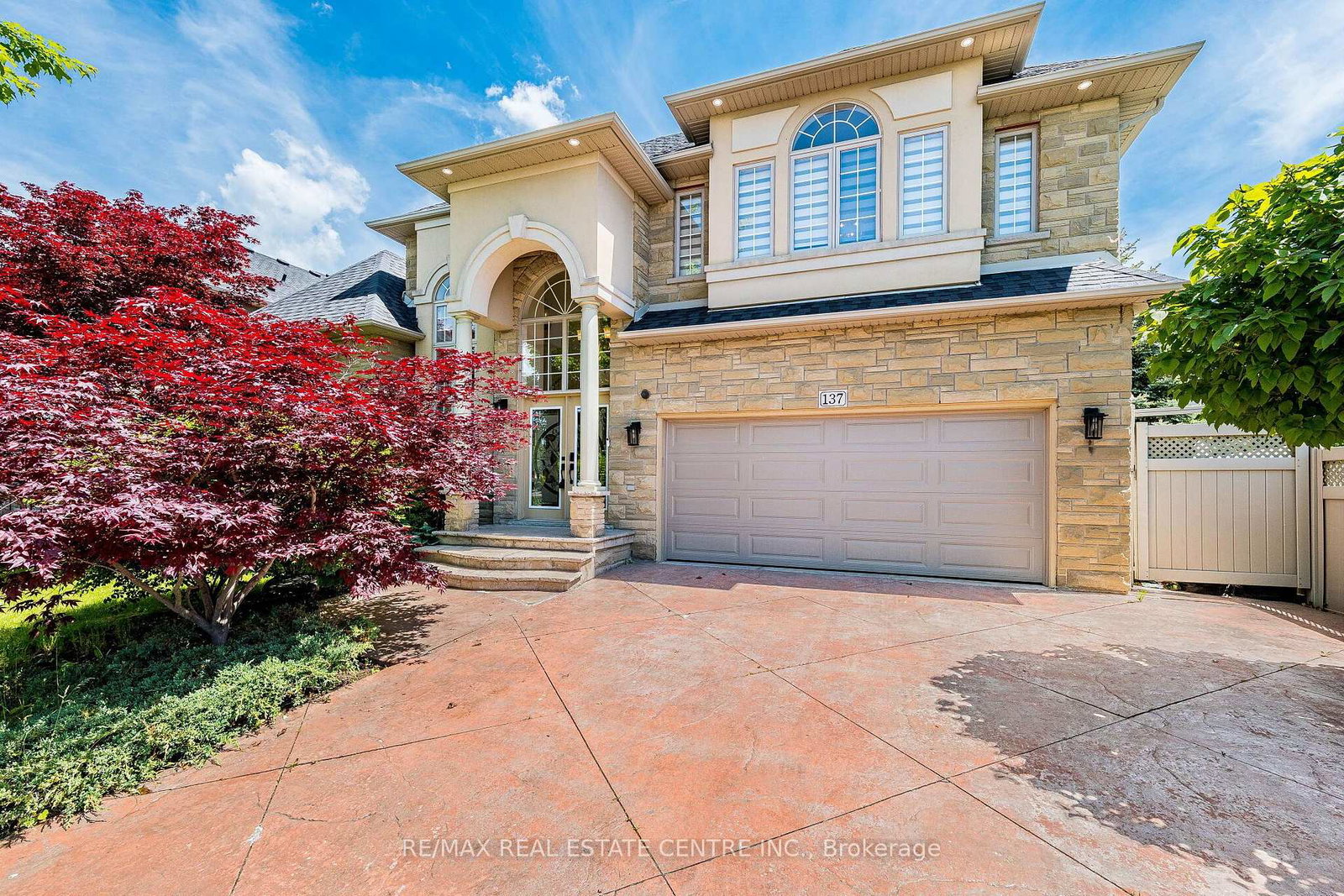 137-cloverleaf-drive-hamilton-ontario-x13743694