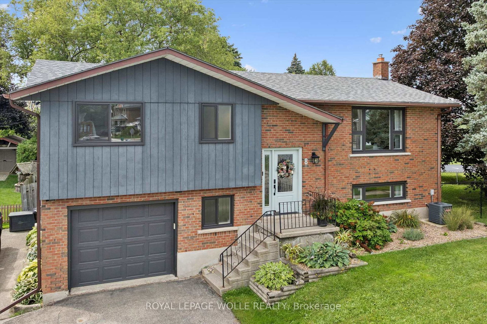 8-christian-street-wilmot-ontario-x13743710