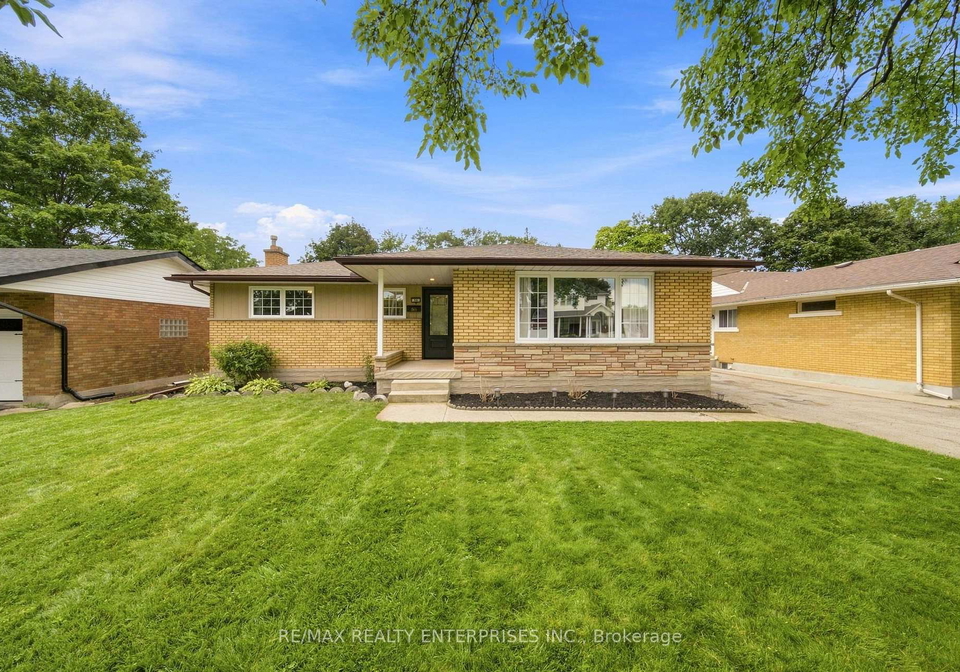 56-alexander-avenue-cambridge-ontario-x13743818
