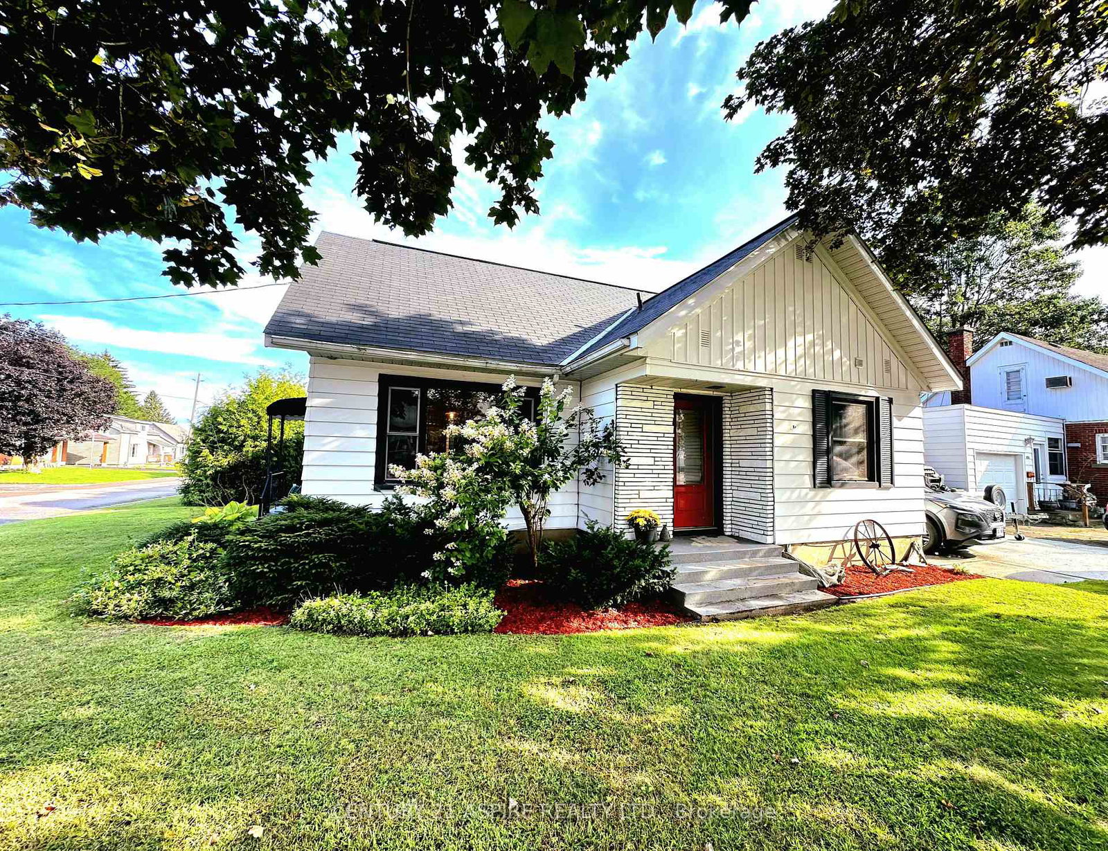 621-bruham-avenue-laurentian-valley-ontario-x13744044