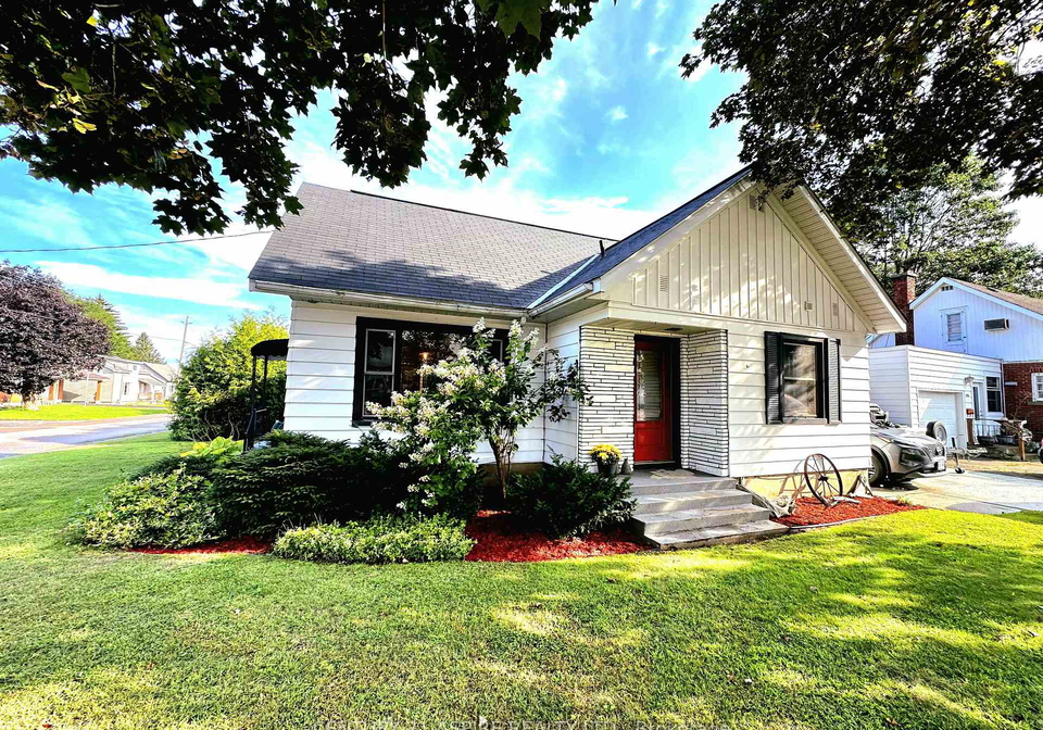 621-bruham-avenue-laurentian-valley-ontario-x13744044