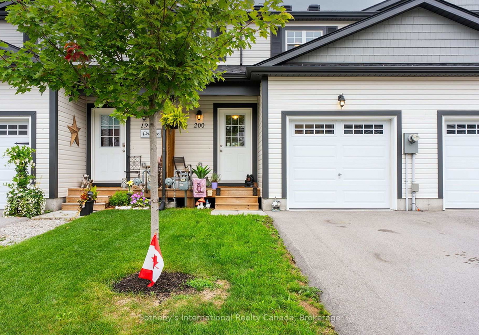 200-daffodil-court-gravenhurst-ontario-x13744084