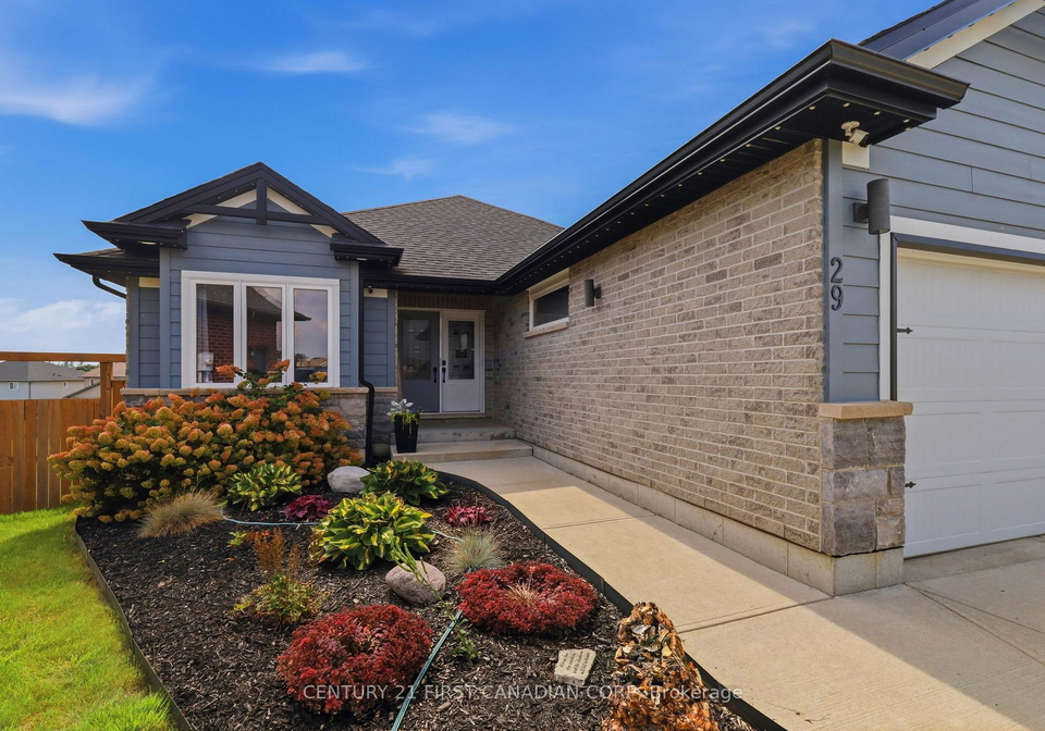 29-nicoles-trail-thames-centre-ontario-x13744258