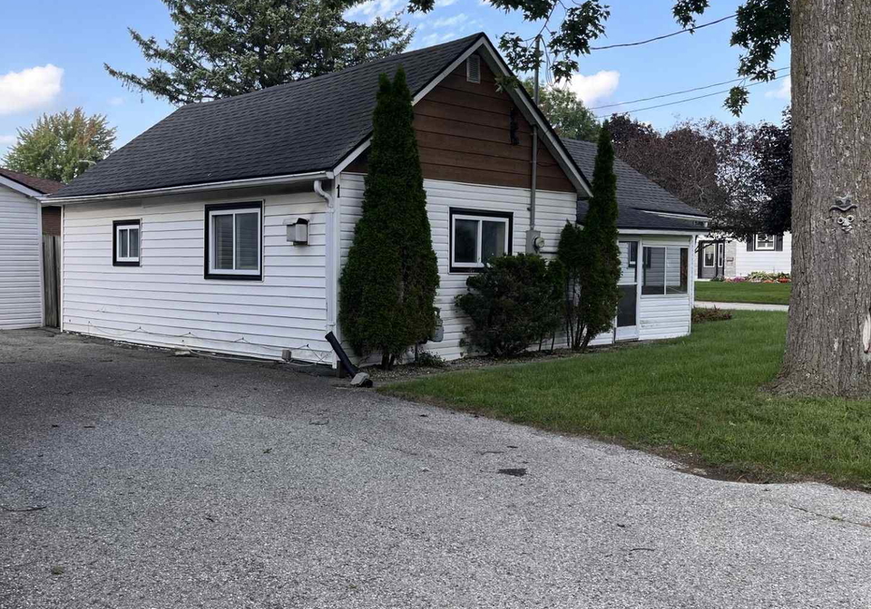 1-northcourt-street-e-norwich-ontario-x13744390