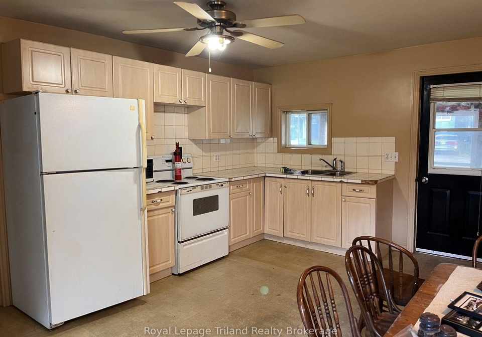 1-northcourt-street-e-norwich-ontario-x13744390