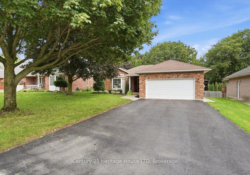 17-oakridge-boulevard-pelham-ontario-x13744724