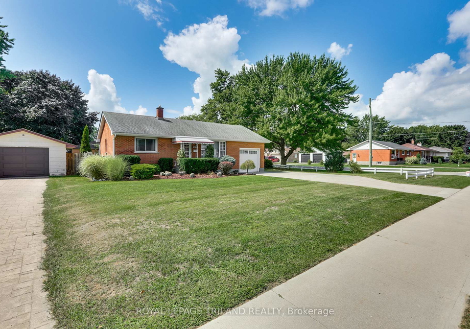 224-mckellar-street-strathroy-caradoc-ontario-x13744752
