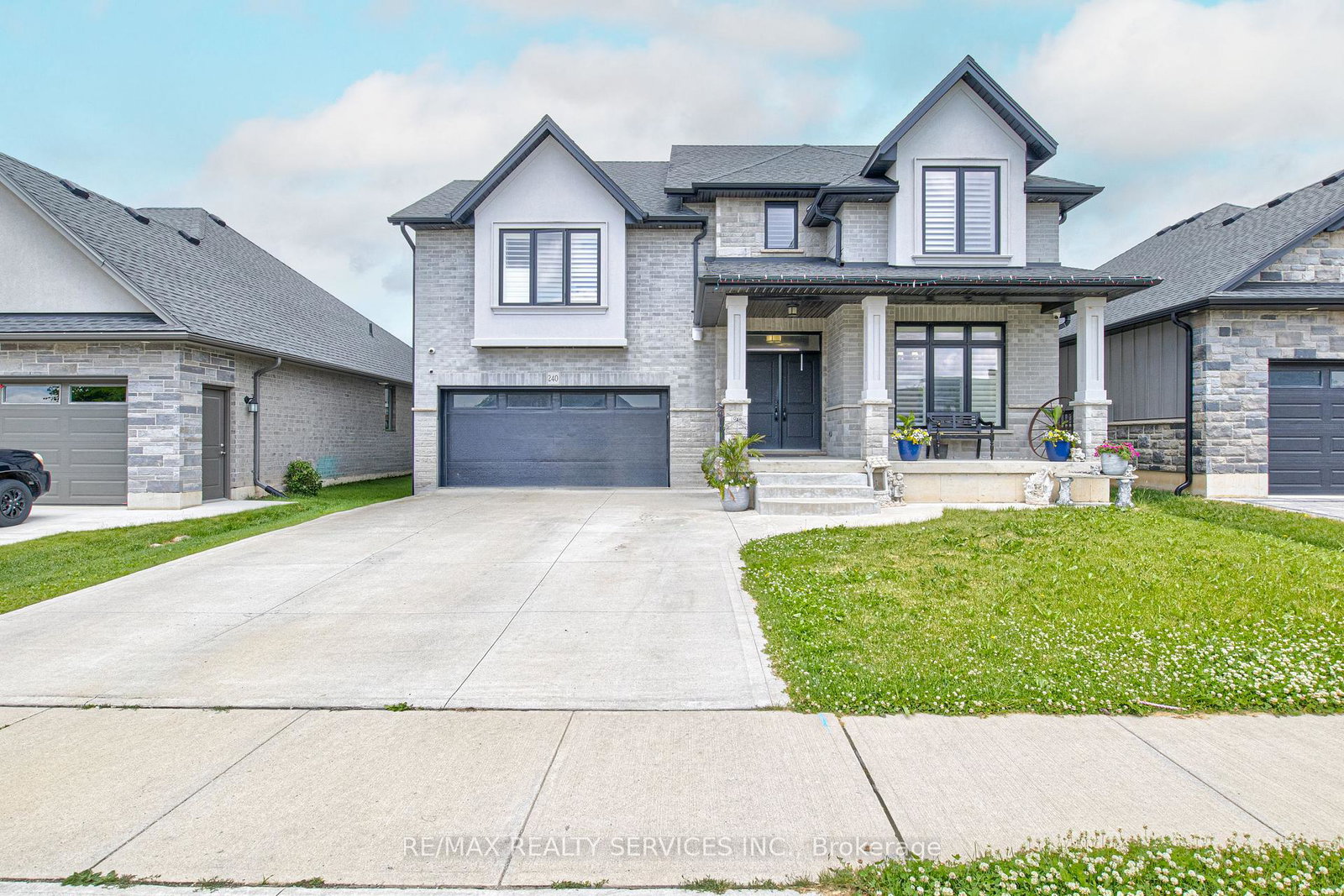 240-tamarack-boulevard-woodstock-ontario-x13744954