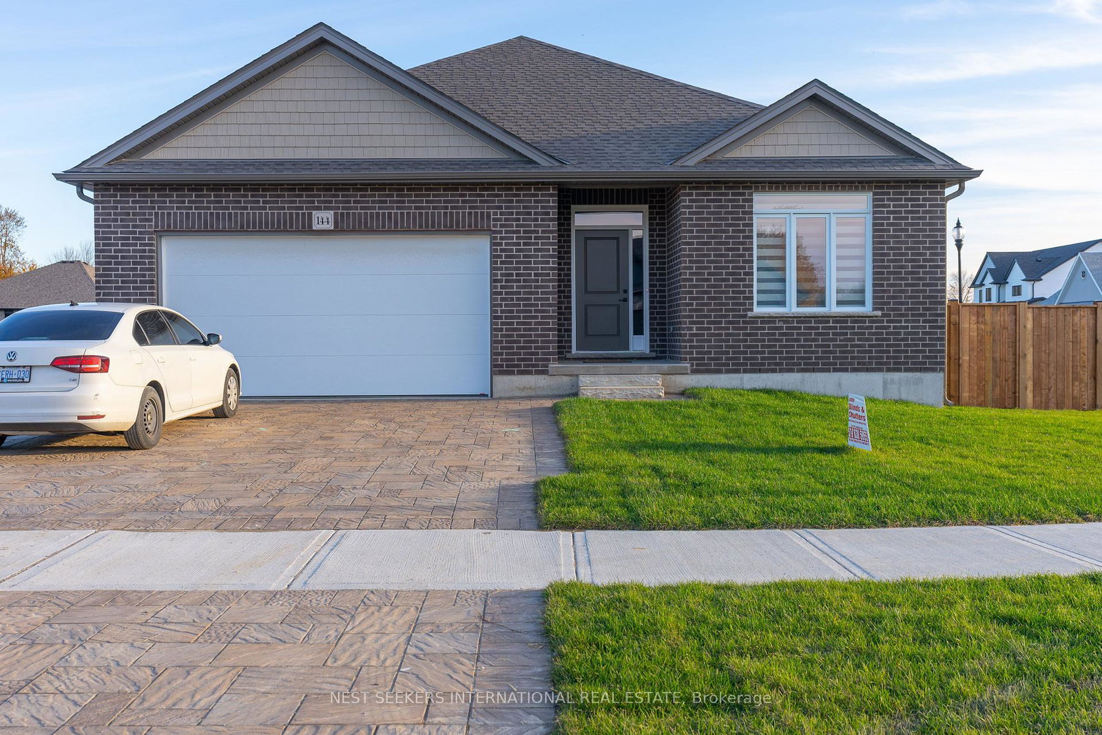 144-foxborough-place-thames-centre-ontario-x13745358