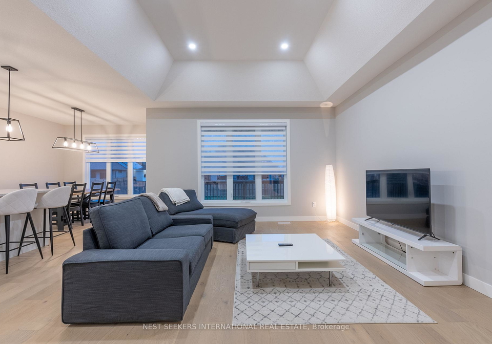 144-foxborough-place-thames-centre-ontario-x13745358