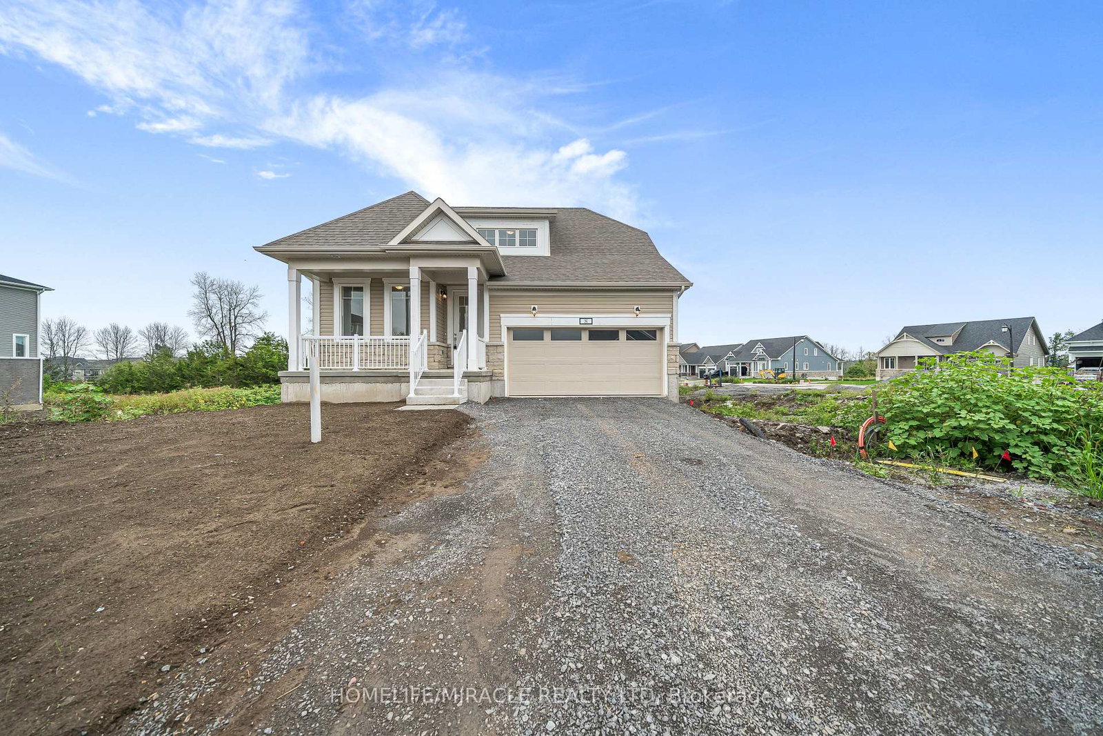 8-royal-oak-crescent-loyalist-ontario-x13745366