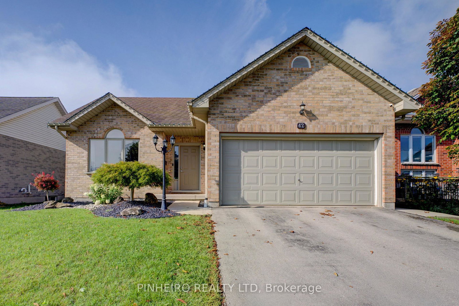42-hickory-boulevard-w-strathroy-caradoc-ontario-x13745382